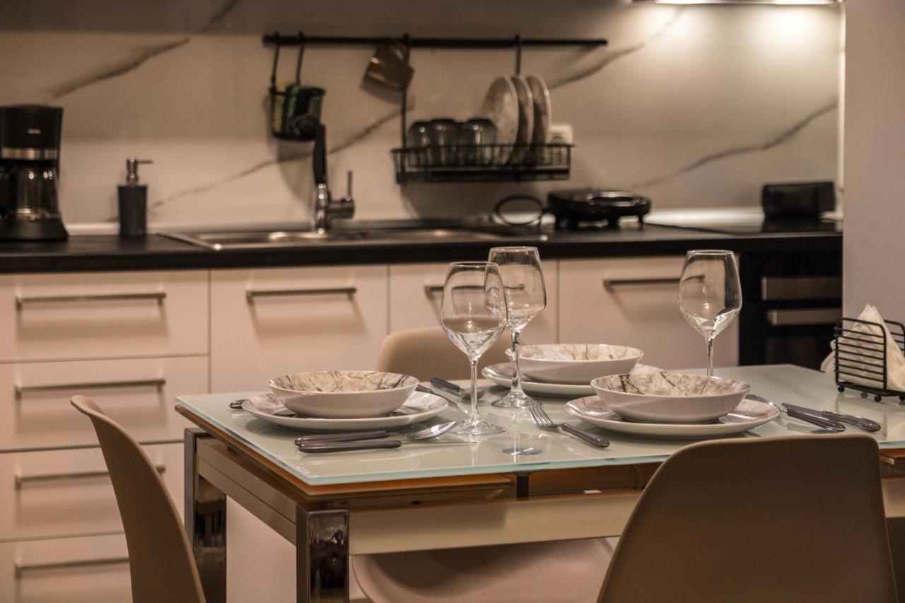 Luxury Suite 10' From The Center Ateny Zewnętrze zdjęcie